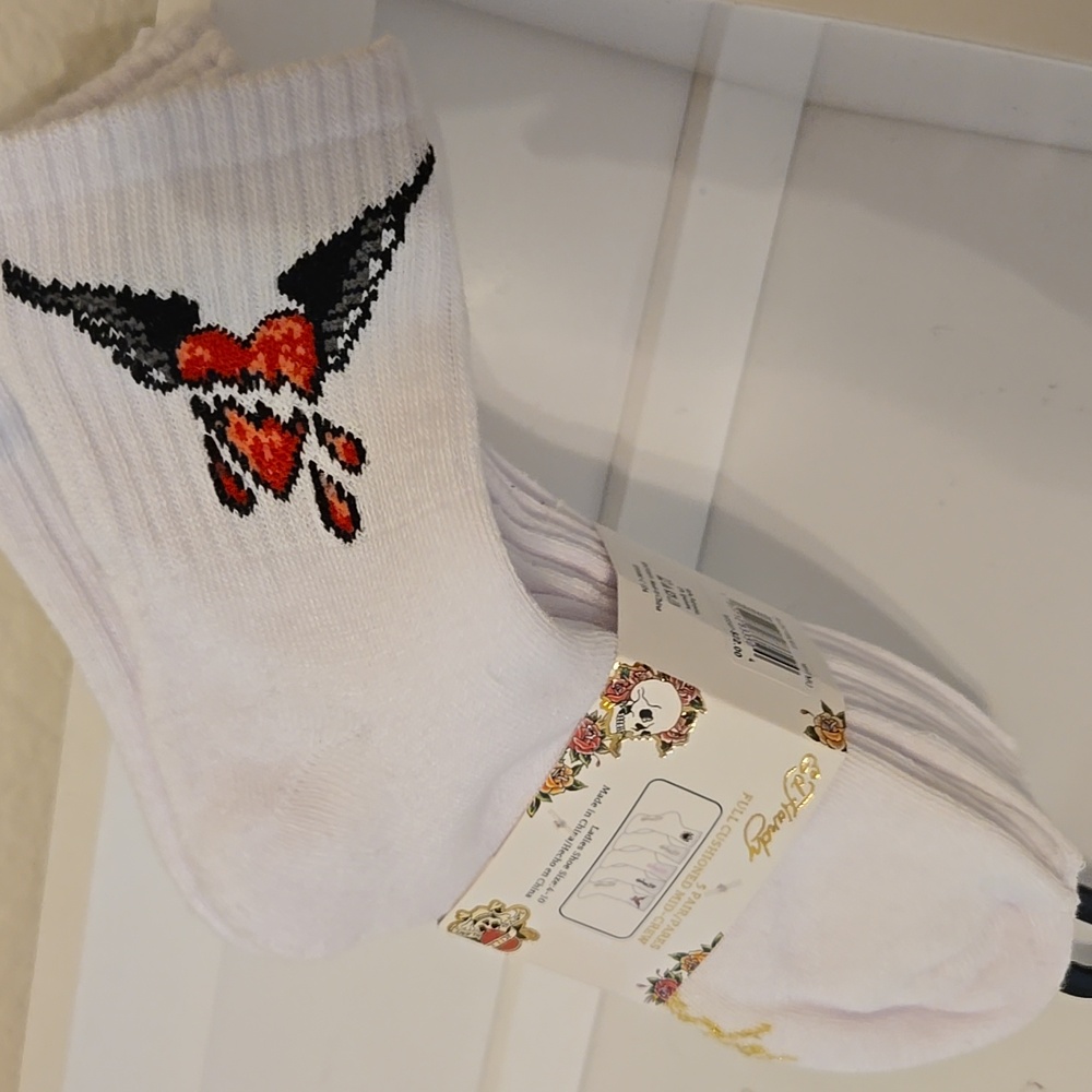 Ed Hardy  White Mid Crew  Socks 6 Pairs Nwt